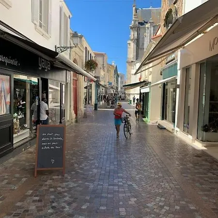Appartement Rues Pietonnes 40m Halles - Gd Studio - Plage 100m Les Sables-dʼOlonne