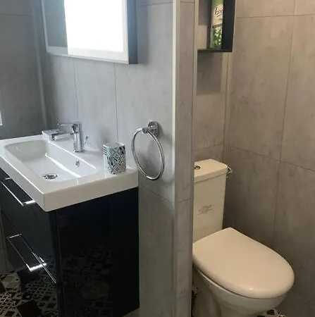 Appartement Rues Pietonnes 40m Halles - Gd Studio - Plage 100m *