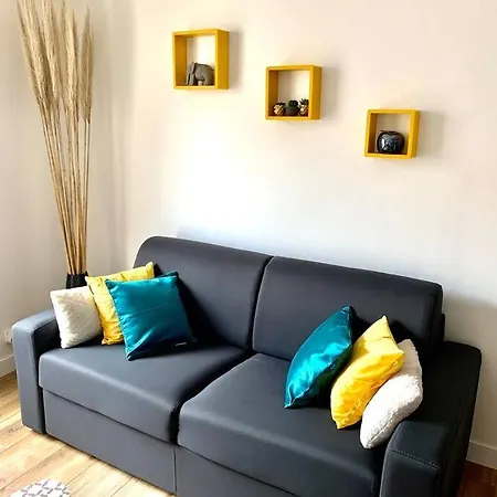 Appartement Rues Pietonnes 40m Halles - Gd Studio - Plage 100m *